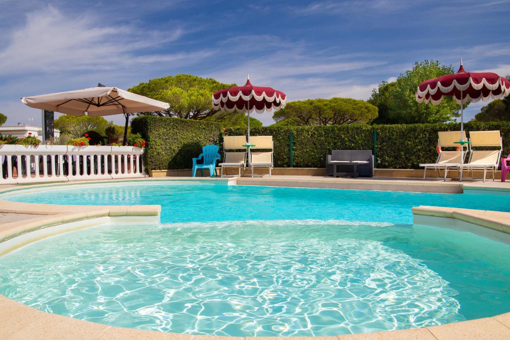 Hotel Riva Dei Cavalleggeri 3*