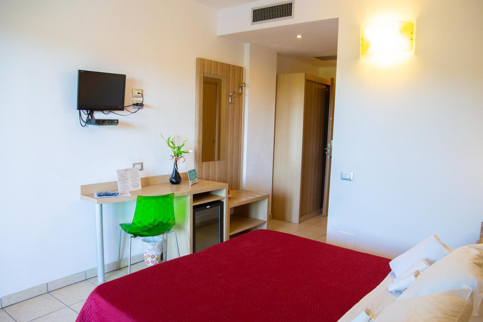 Riva Dei Cavalleggeri Hotel