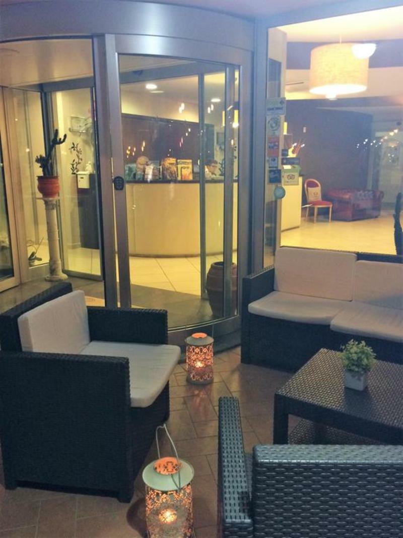 Hotel Riva Dei Cavalleggeri
