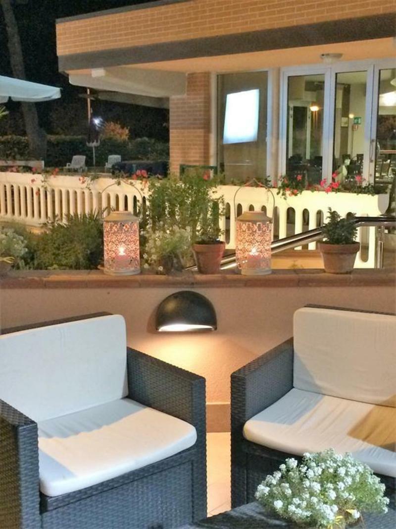 Riva Dei Cavalleggeri Hotel Marina Di Bibbona